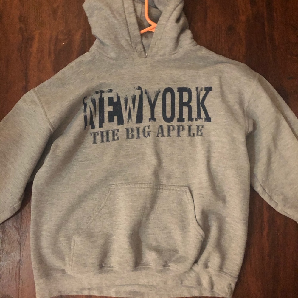 NYC sweatshirt